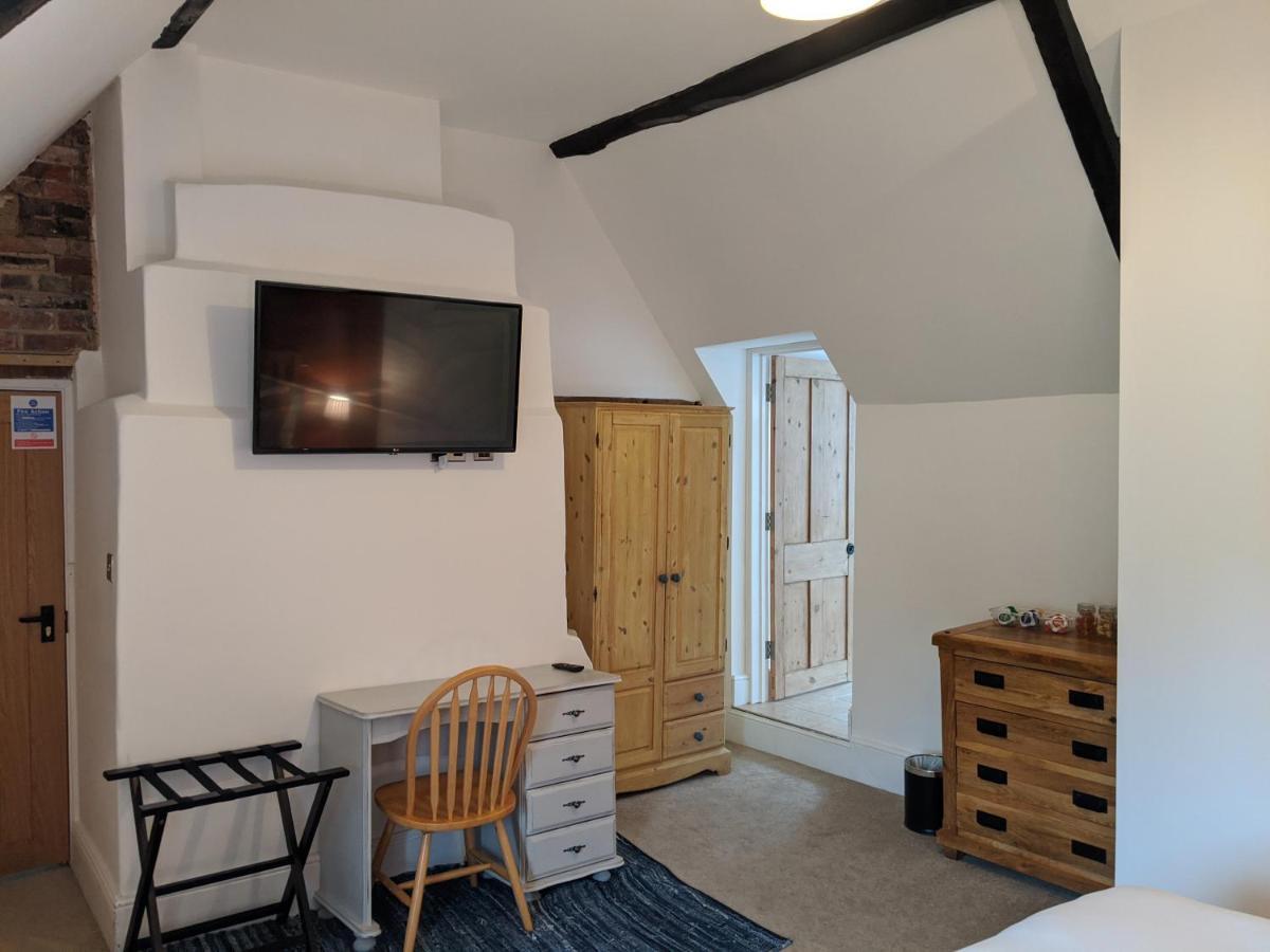 Elderbrook House Hotel เอฟเบอรี ภายนอก รูปภาพ